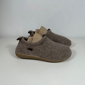 Haflinger Guido Wool Tan Slippers Women's Size 42